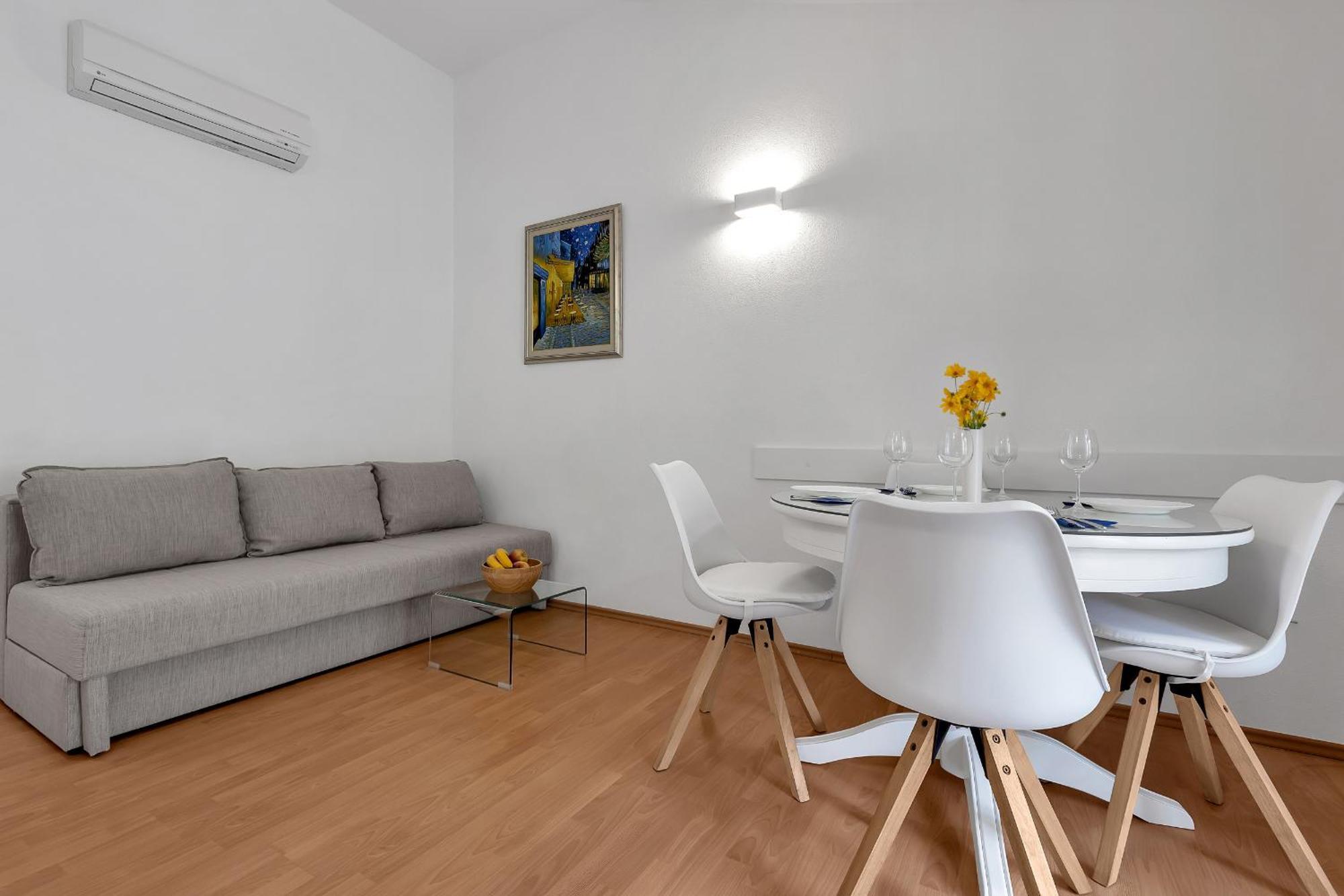 Apartments Villa Katarina Tučepi Dış mekan fotoğraf