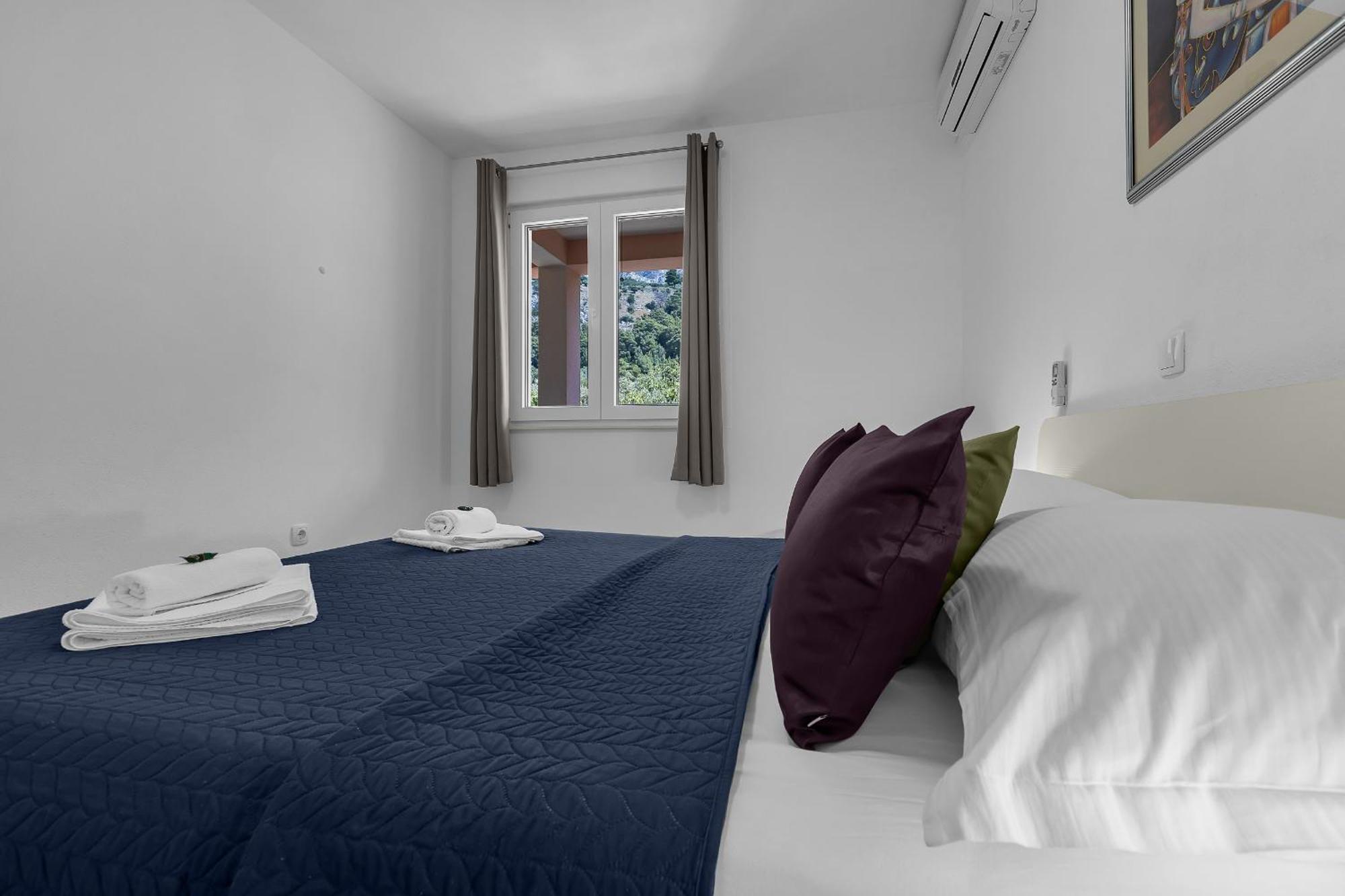 Apartments Villa Katarina Tučepi Oda fotoğraf