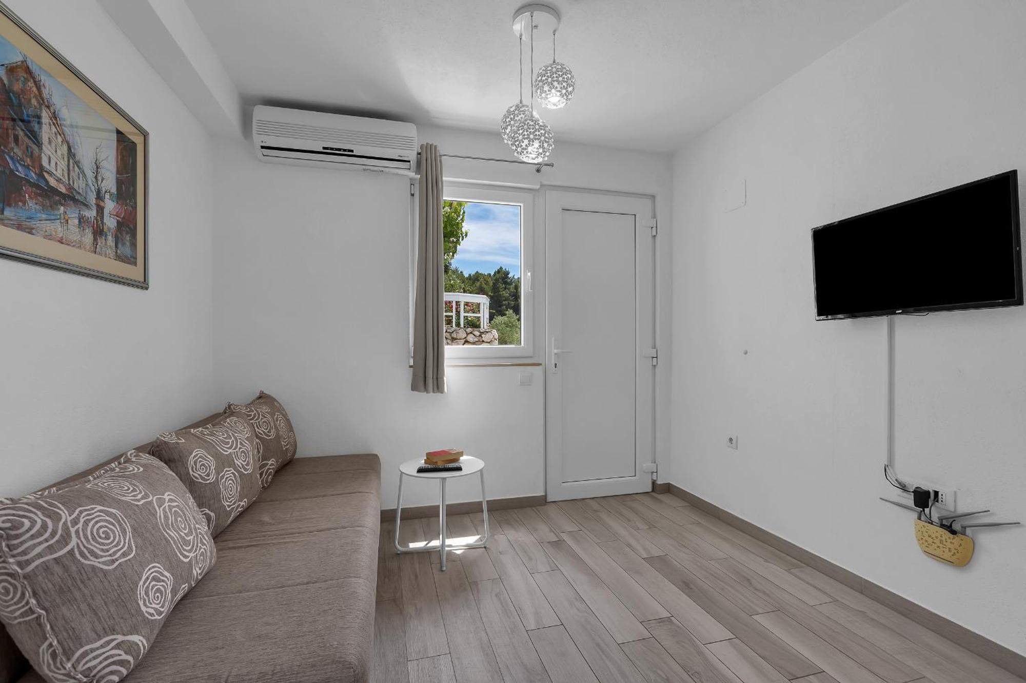 Apartments Villa Katarina Tučepi Oda fotoğraf